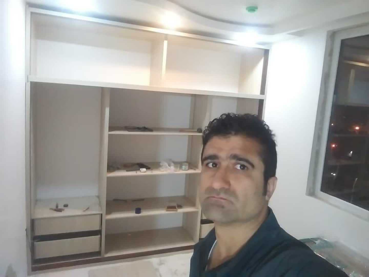 کمددیواری لوکس - در ریلی - کمد لاکچری -  دکوراسیون اتاق خواب